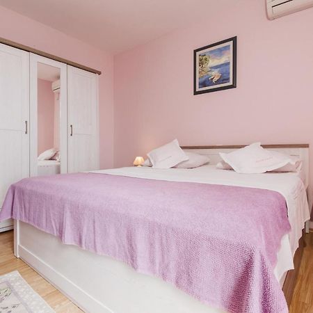 Apartment Kuzmanic Lokva Rogoznica Εξωτερικό φωτογραφία