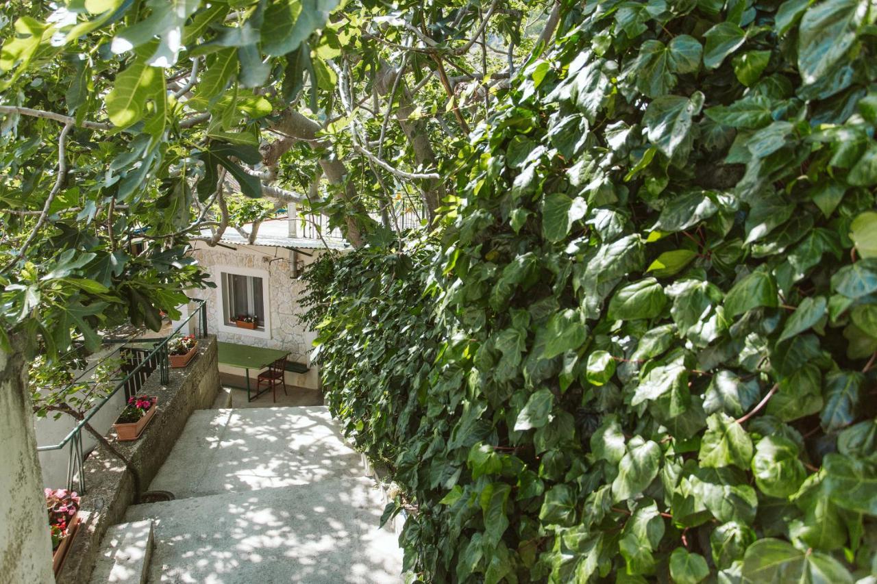 Apartment Kuzmanic Lokva Rogoznica Εξωτερικό φωτογραφία